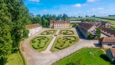 300 acres. Exceptional 18th century Manoir and stud farm in an enviable position on prime Normandy pasture.