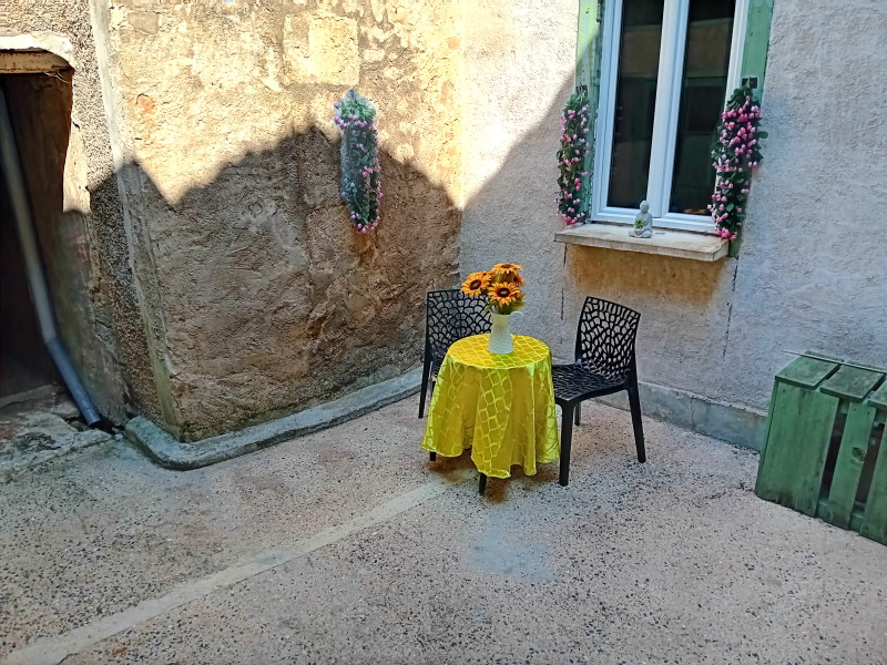 French property for sale in Aulnay, Charente-Maritime - €154,425 - photo 6