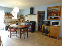 Maison à vendre à Saint-Agnant-de-Versillat, Creuse - 450 500 € - photo 4