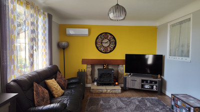 French property for sale in Surin, Vienne - €123,650 - photo 2