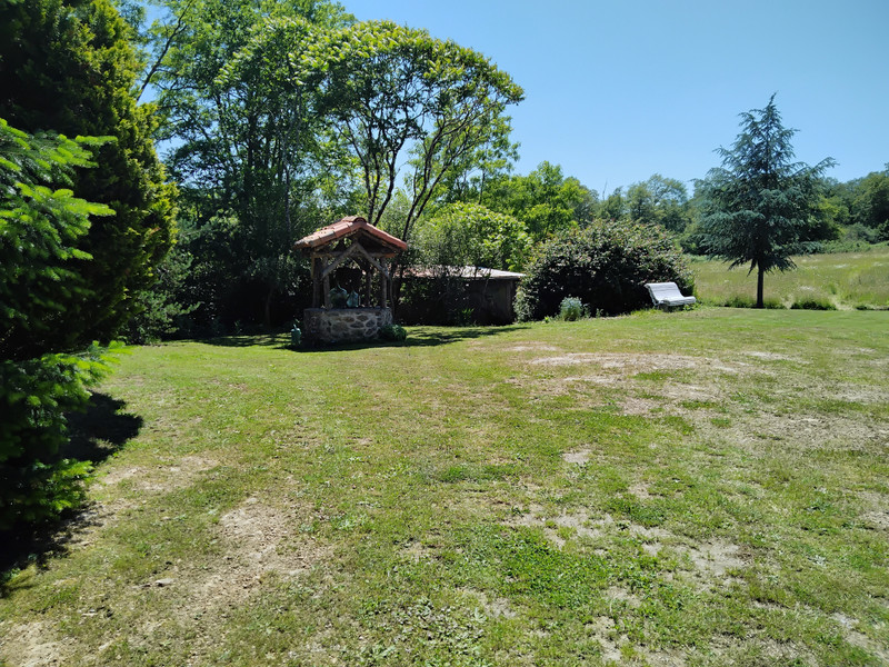 French property for sale in Verneuil, Charente - €318,000 - photo 7
