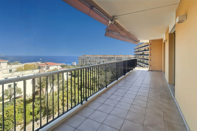 French property for sale in Nice, Alpes-Maritimes - €950,000 - photo 4