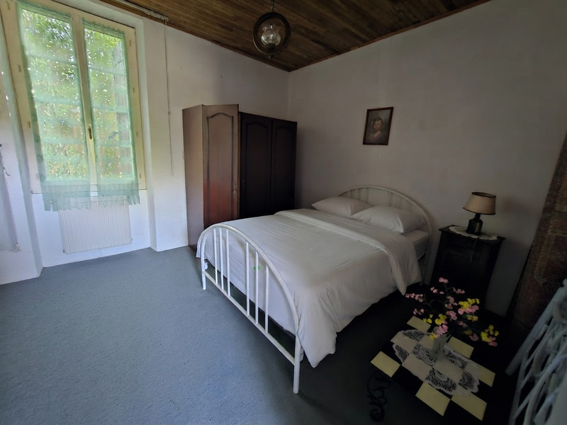 French property for sale in Montauriol, Lot-et-Garonne - €241,000 - photo 9