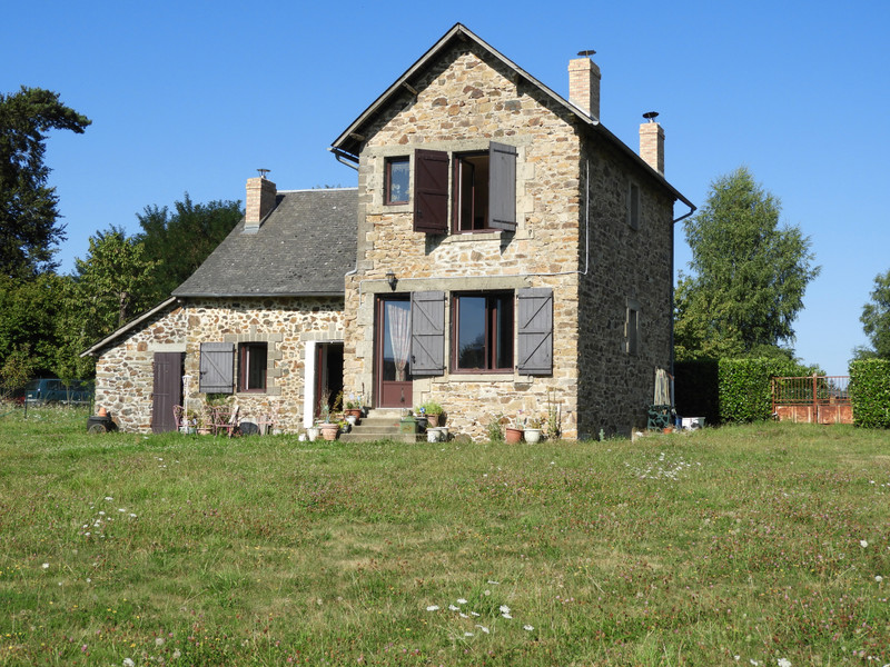 French property for sale in Eyburie, Corrèze - €152,600 - photo 9