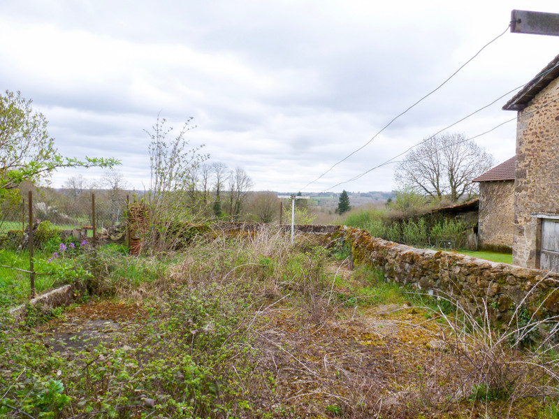 French property for sale in Pressignac, Charente - €77,000 - photo 8