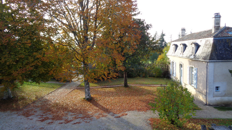 French property for sale in Charras, Charente - €98,000 - photo 10
