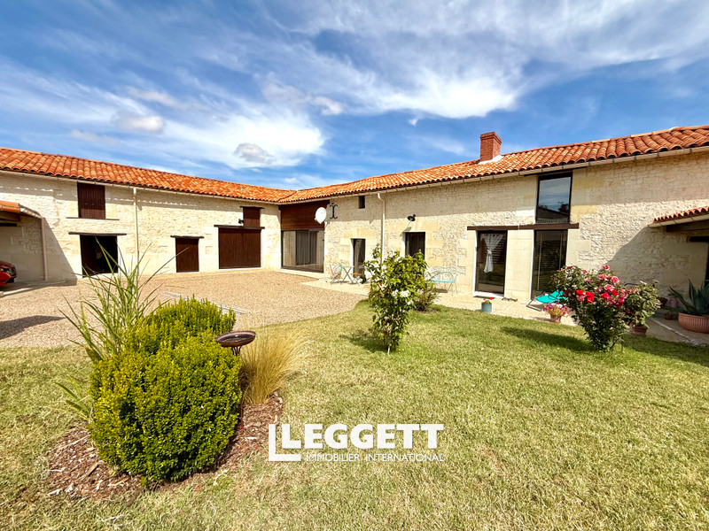 Maison 5 pièce(s), LA ROCHE-RIGAULT