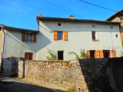 Maison à vendre à Lésignac-Durand, Charente, Poitou-Charentes, avec Leggett Immobilier