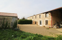Maison à vendre à Dampierre-sur-Boutonne, Charente-Maritime - 249.900 € - photo 14