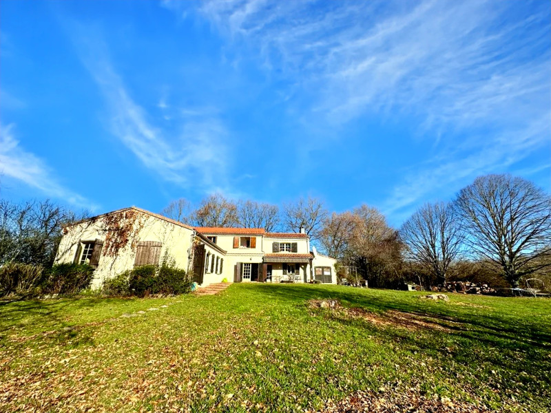 French property for sale in Montaner, Pyrénées-Atlantiques - €325,000 - photo 13