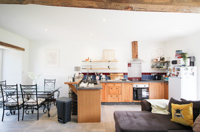 French property for sale in Chives, Charente-Maritime - €90,000 - photo 1