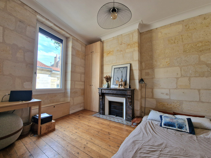 French property for sale in Bordeaux, Gironde - €550,000 - photo 2