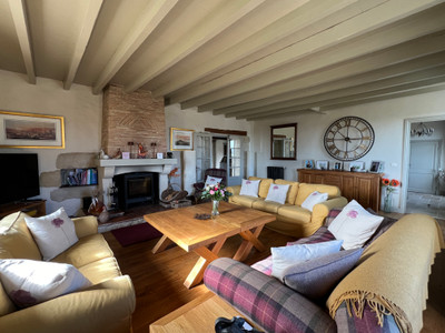 Beautiful 5 bed farmhouse with guest cottage and pool close to  Lauzun, Eymet and 30m from Bergerac