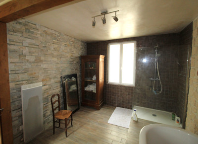 French property for sale in Saint-Savin, Vienne - €83,750 - photo 7