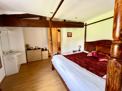 French property for sale in Pérignac, Charente-Maritime - €570,000 - photo 13