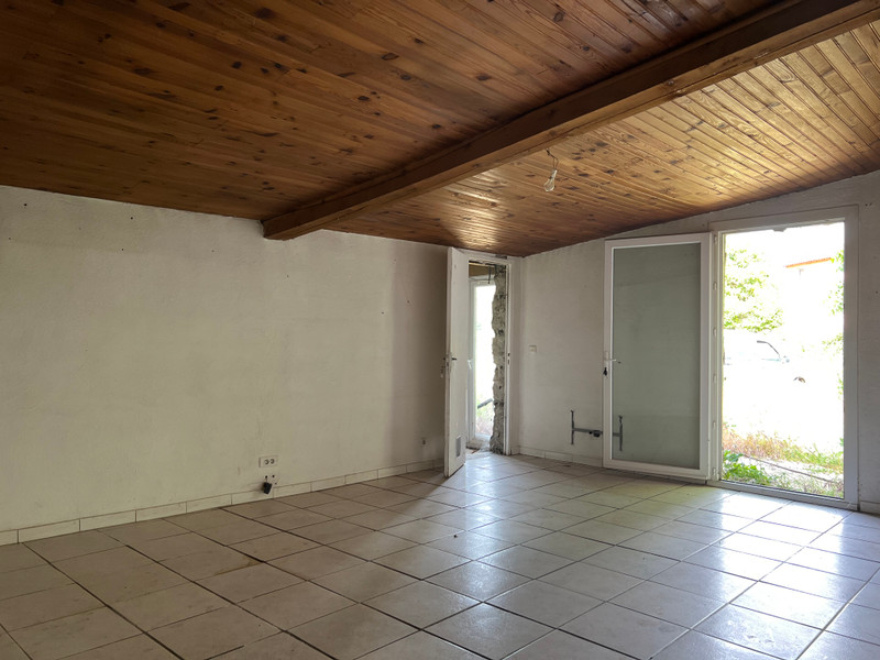 French property for sale in Salernes, Var - €424,998 - photo 5