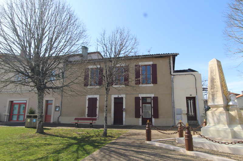 Appartement à vendre à Ansac-sur-Vienne, Charente - 98.000 € - photo 1