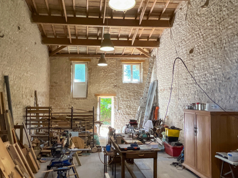 French property for sale in Villiers-le-Roux, Charente - €379,950 - photo 13