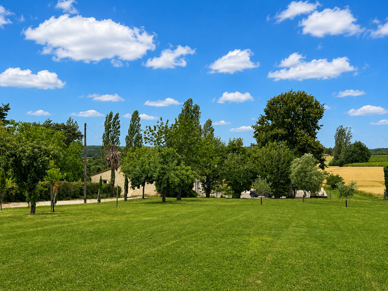 French property for sale in Eymet, Dordogne - €577,000 - photo 1