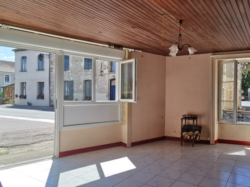 French property for sale in Javerlhac-et-la-Chapelle-Saint-Robert, Dordogne - &#8364;66,600 - photo 2