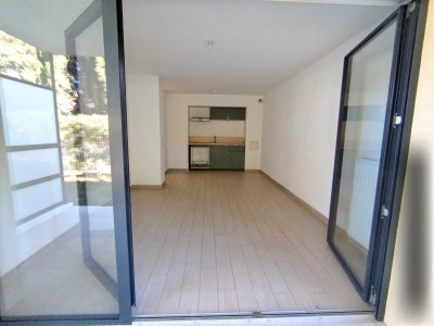 French property for sale in Toulon, Var - €261,000 - photo 3