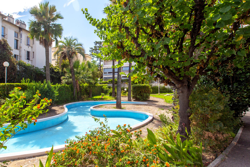 French property for sale in Nice, Alpes-Maritimes - €280,000 - photo 9
