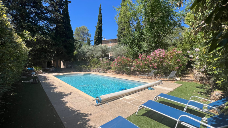 French property for sale in Lorgues, Var - €890,000 - photo 0
