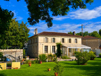 Propriété à vendre à Mirambeau, Charente-Maritime - 280 000 € - photo n°2