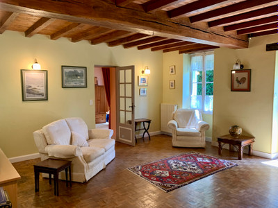 French property for sale in Bois, Charente-Maritime - €380,000 - photo 5