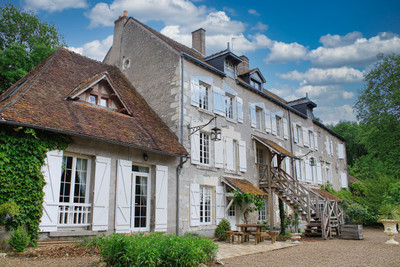 chateau for sale in Centre-Val de Loire