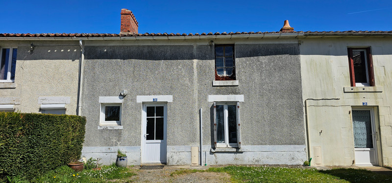 French property for sale in Loge-Fougereuse, Vendée - €29,000 - photo 9