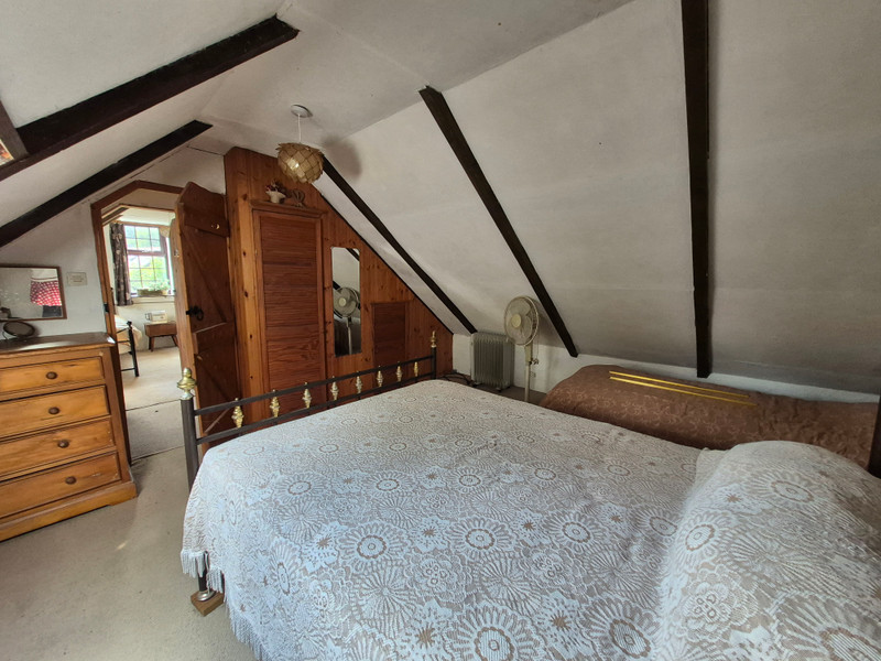French property for sale in Poullaouen, Finistère - €98,000 - photo 6