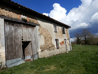 Maison à vendre à Mouzon, Charente - 59.000 € - photo 4