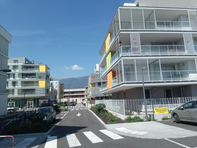 Appartement à vendre à Saint-Genis-Pouilly, Ain, Rhône-Alpes, avec Leggett Immobilier