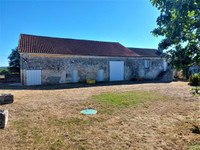 Maison à vendre à Villebois-Lavalette, Charente - 199 500 € - photo 2