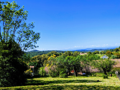 Terrain à vendre à Assignan, Hérault, Languedoc-Roussillon, avec Leggett Immobilier