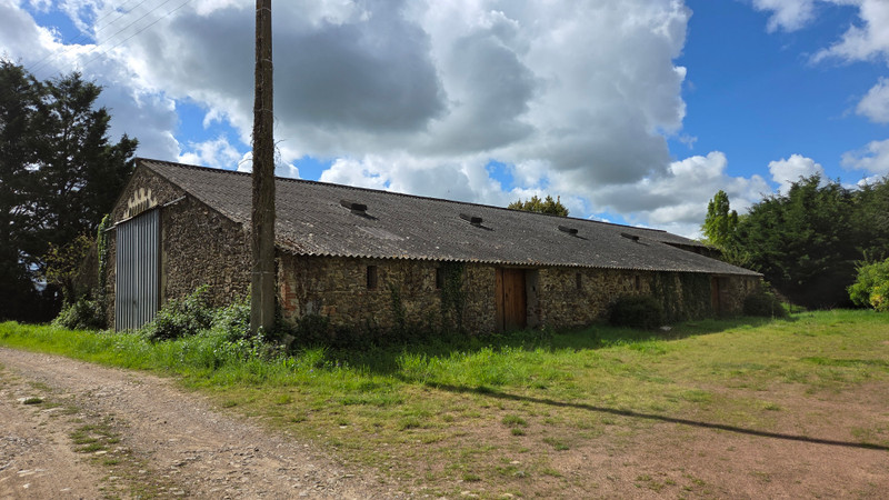French property for sale in Cléré-sur-Layon, Maine-et-Loire - €236,559 - photo 2