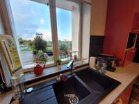 Maison à vendre à Terres-de-Haute-Charente, Charente - 304.950 € - photo 10