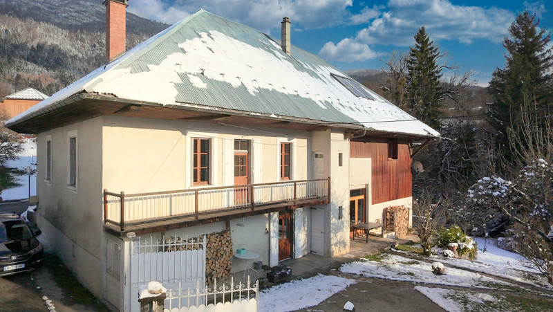 Ski property for sale in Aillons Margeriaz - €640,000 - photo 1