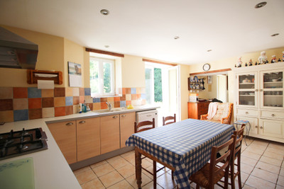 French property for sale in Montjean, Charente - €130,800 - photo 3