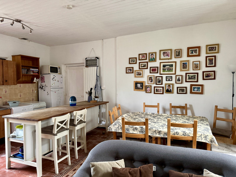 French property for sale in Hambers, Mayenne - €141,500 - photo 3