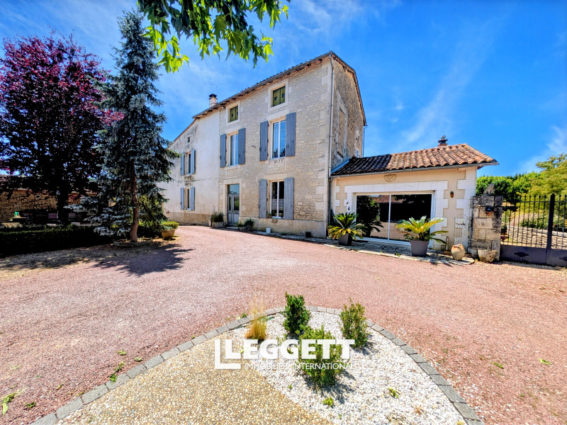 Maison 6 pièce(s), VERTEUIL-SUR-CHARENTE