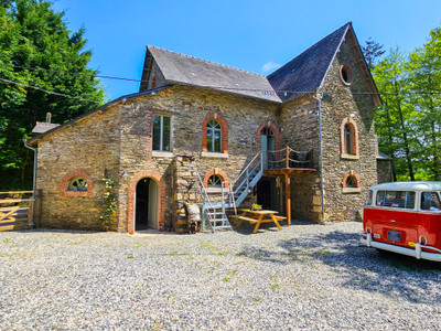 French property for sale in Merléac, Côtes-d'Armor - €375,000 - photo 7