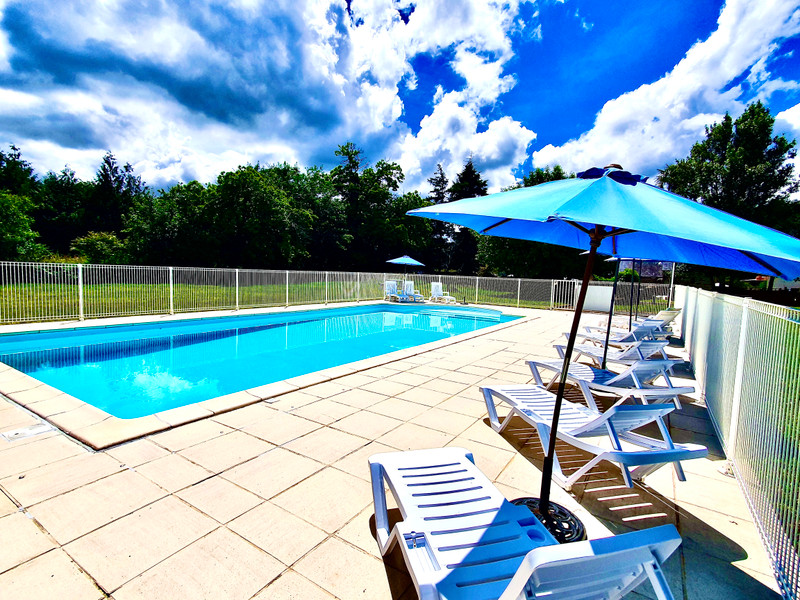 French property for sale in Théhillac, Morbihan - €599,999 - photo 8