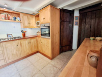 Maison à vendre à Terres-de-Haute-Charente, Charente - 152.600 € - photo 3
