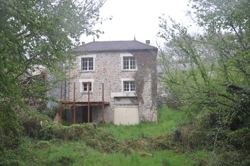Maison à Châtelus-le-Marcheix, Creuse - photo 1