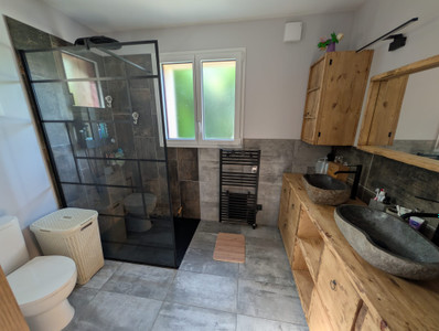 French property for sale in La Chapelle-Neuve, Côtes-d'Armor - €204,000 - photo 5