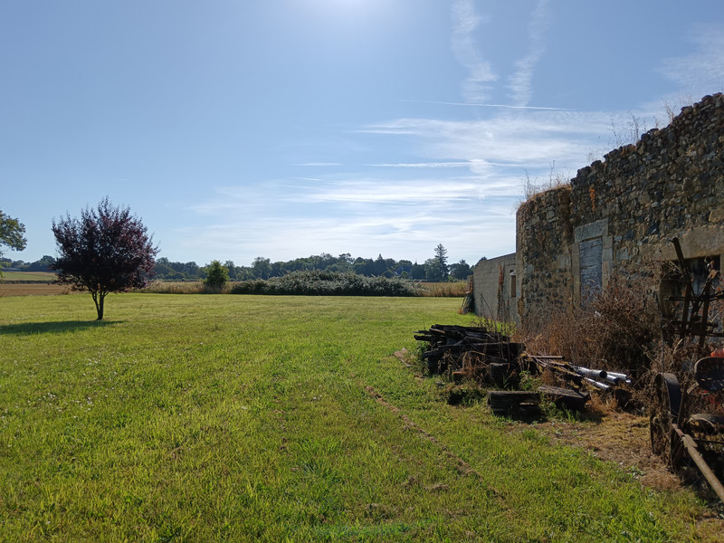 French property for sale in Pressac, Vienne - €41,600 - photo 5
