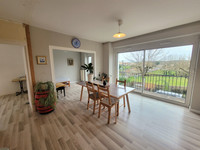 Maison à vendre à Genouillé, Vienne - 200.000 € - photo 3