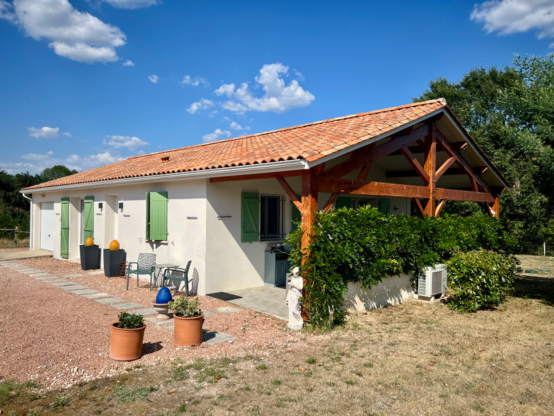 French property for sale in Saint-Estèphe, Dordogne - €208,650 - photo 0